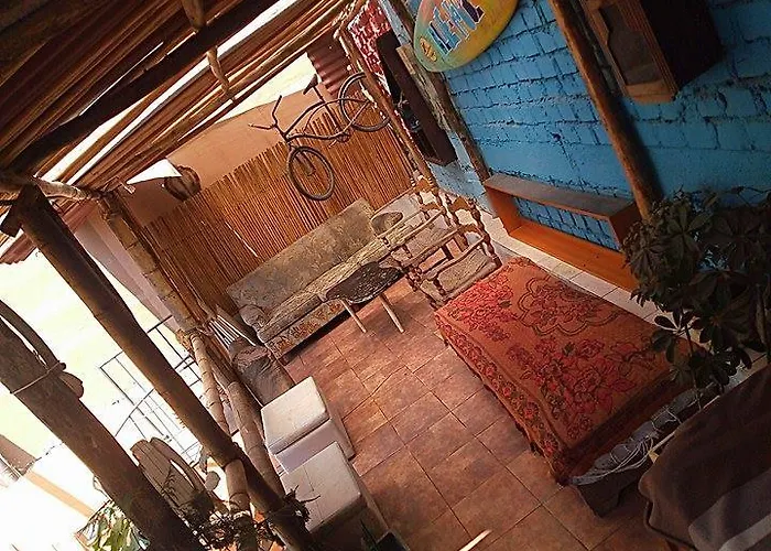 Blue House Backpackers Hostel Lima