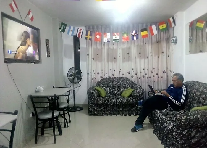 Sunset Hostel Airport Lima